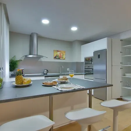 Chic-housing Canteras Apartment *