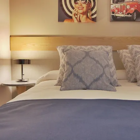 Chic-housing Canteras Apartment *
